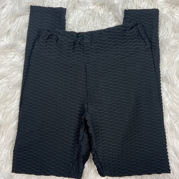 Viral TikTok Booty Shaping Honeycomb High Waisted Black Leggings - Picture 4 of 6